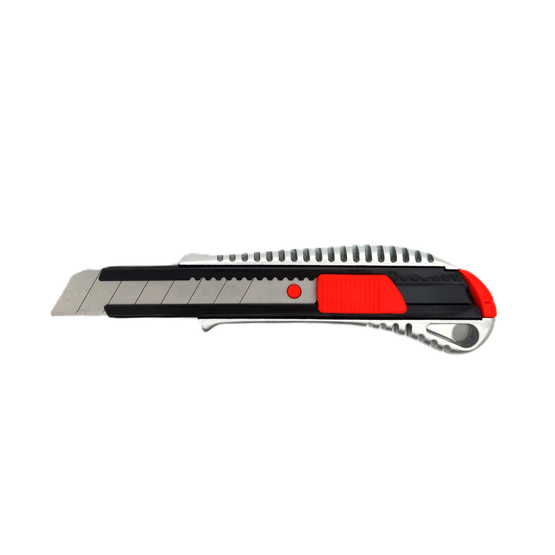 Snap-off utility knife with 18 mm segmented blade, aluminum body, retract mechanism, ABRABORO