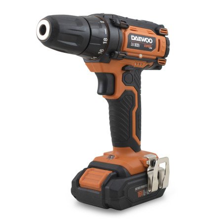 DAEWOO DAA 1620Li 16V cordless drill/driver with 10mm keyless chuck and 2x 1.5Ah batteries in case